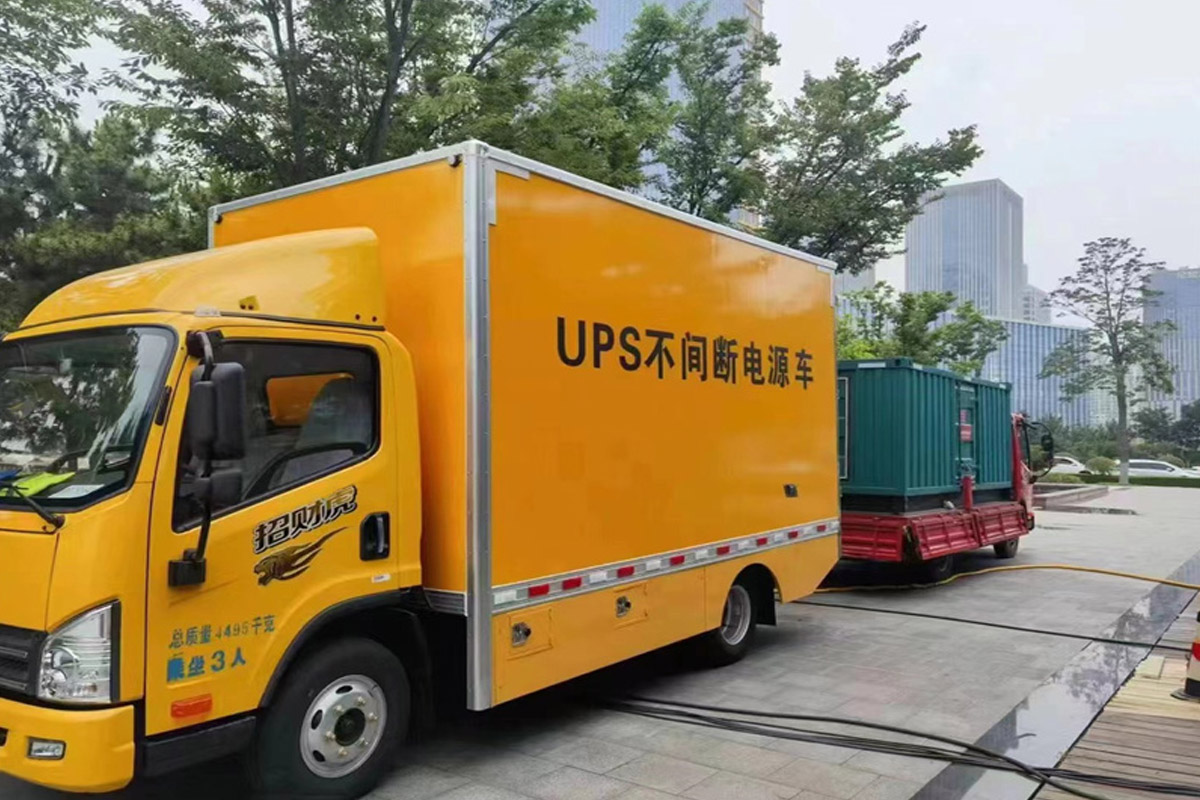 翁牛特发电机租赁施工现场